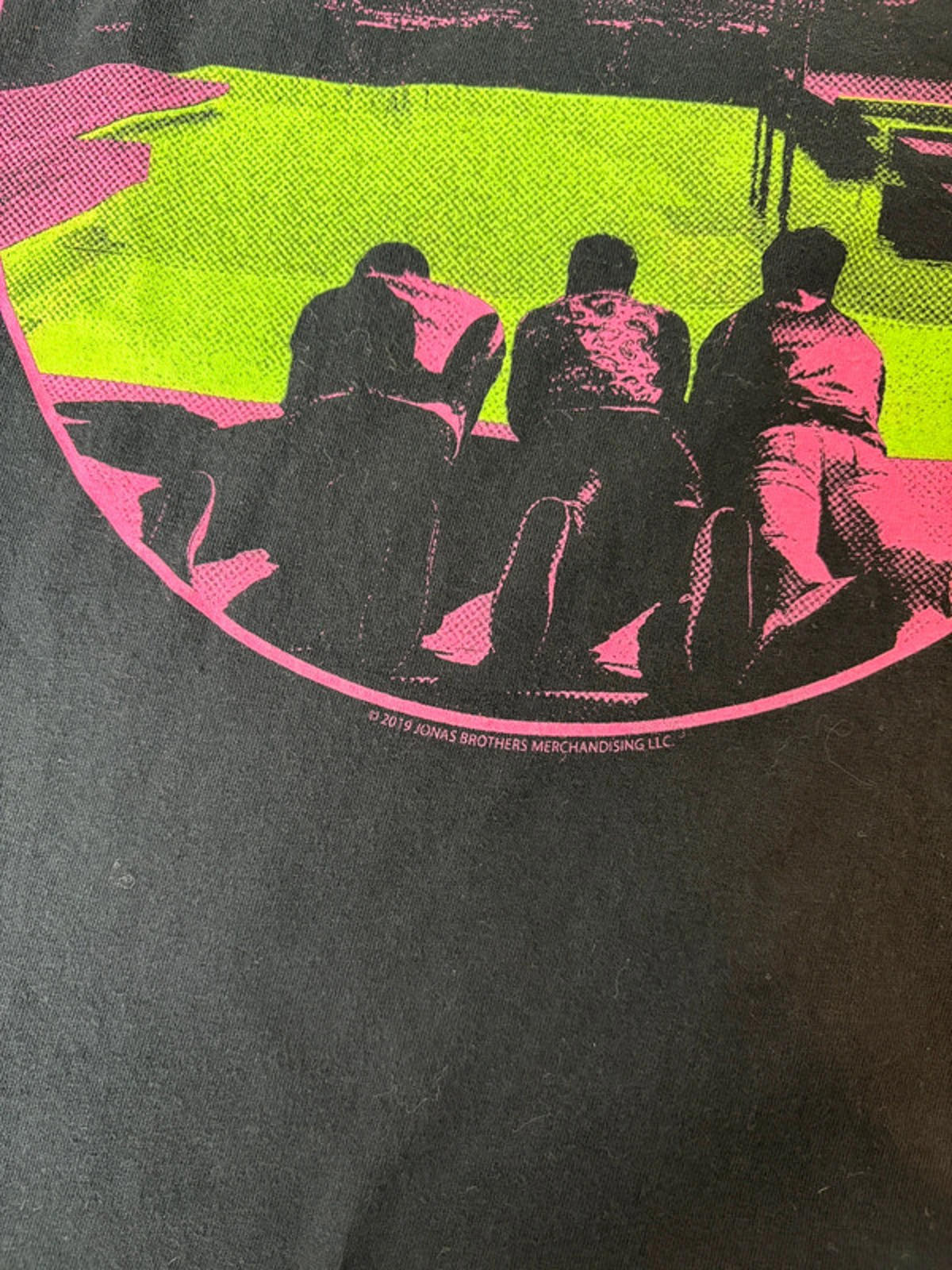 Jonas Brothers Happiness Begins Tour T-Shirt (M) 2019 Black Graphic Band Tee