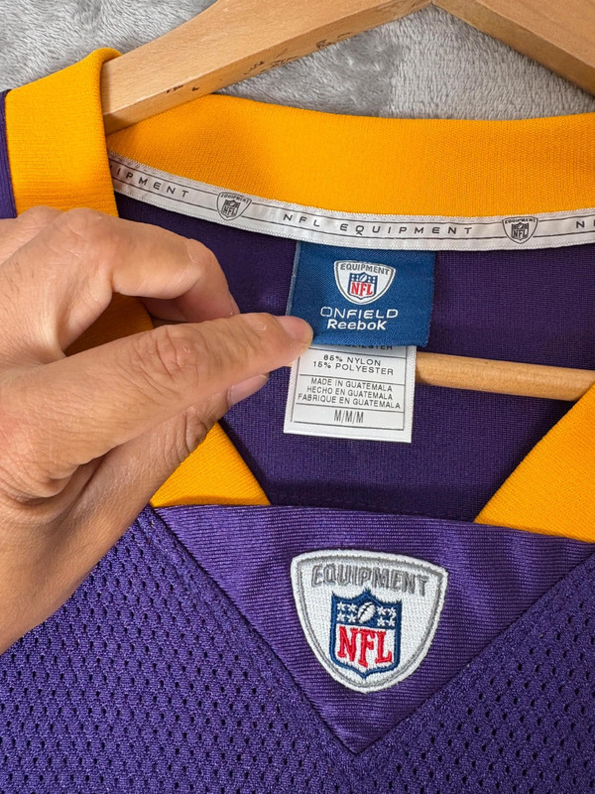 Vintage NFL Brett Favre Vikings Jersey Size M 2009 Reebok On Field Purple