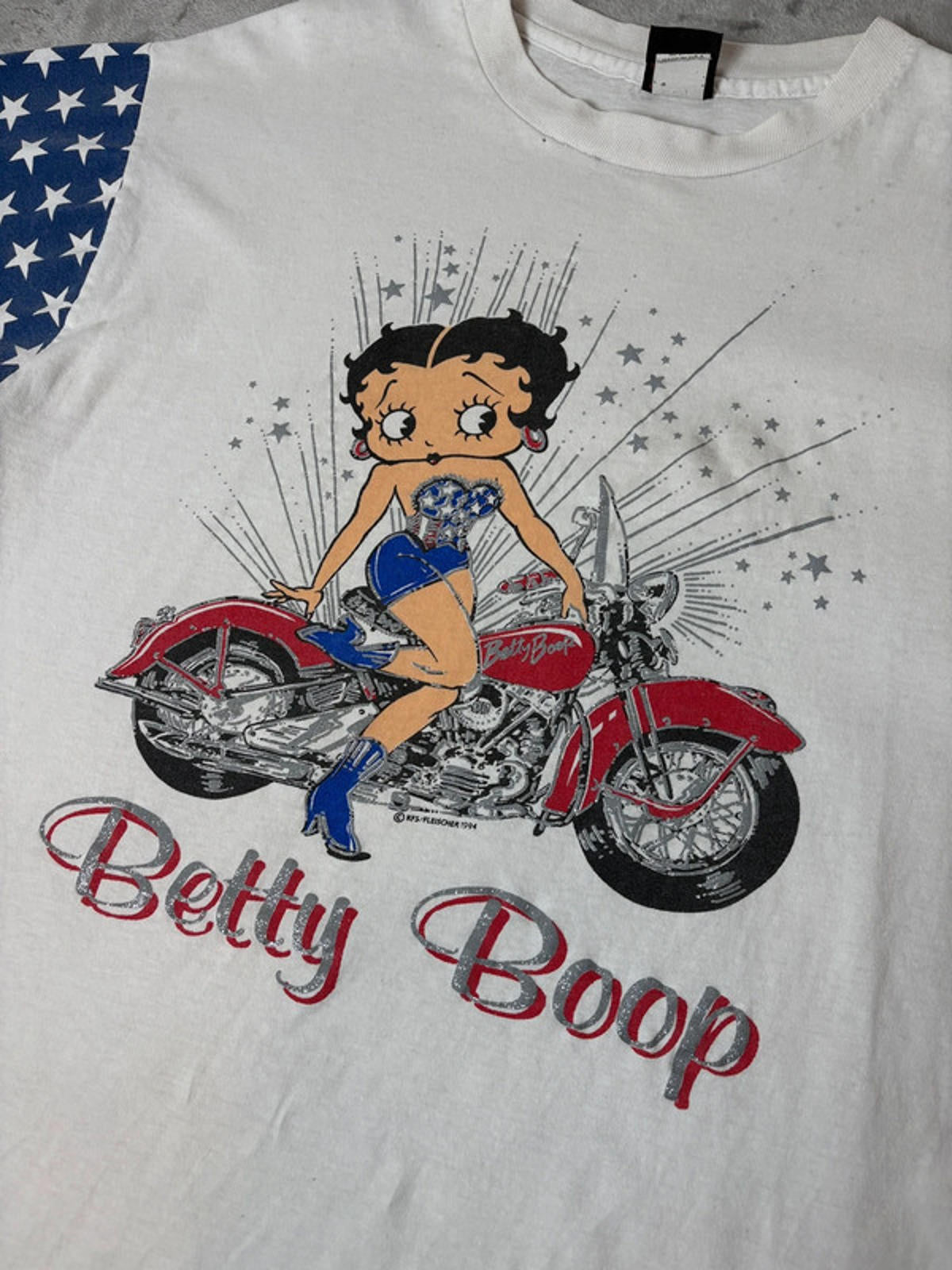 Vintage 1994 Betty Boop USA Flag Sleeves T-Shirt L Single Stitch Made in USA