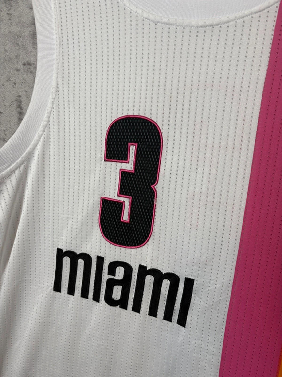 Vintage Adidas Dwyane Wade Miami Vice Jersey (48) Men’s – ABA Patch 2012