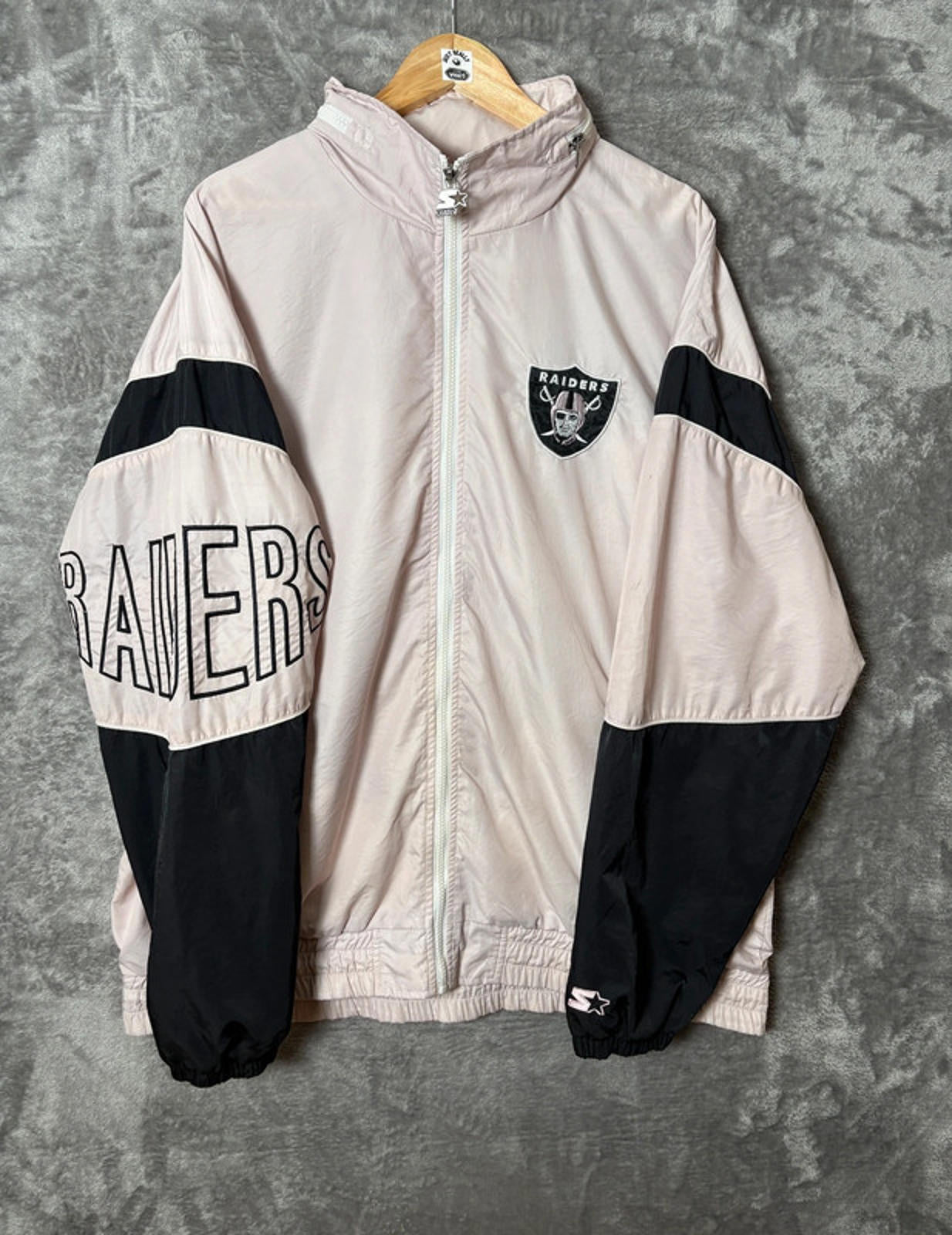 Starter NFL Raiders Jacket XXL Men’s Black & Grey Embroidered Windbreaker Hoodie