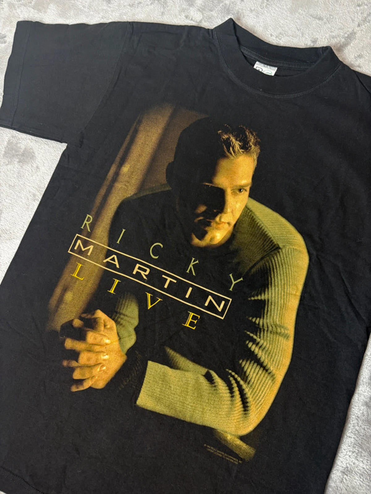Ricky Martin Live Tour 2000 T-Shirt Size M Vintage 1999
