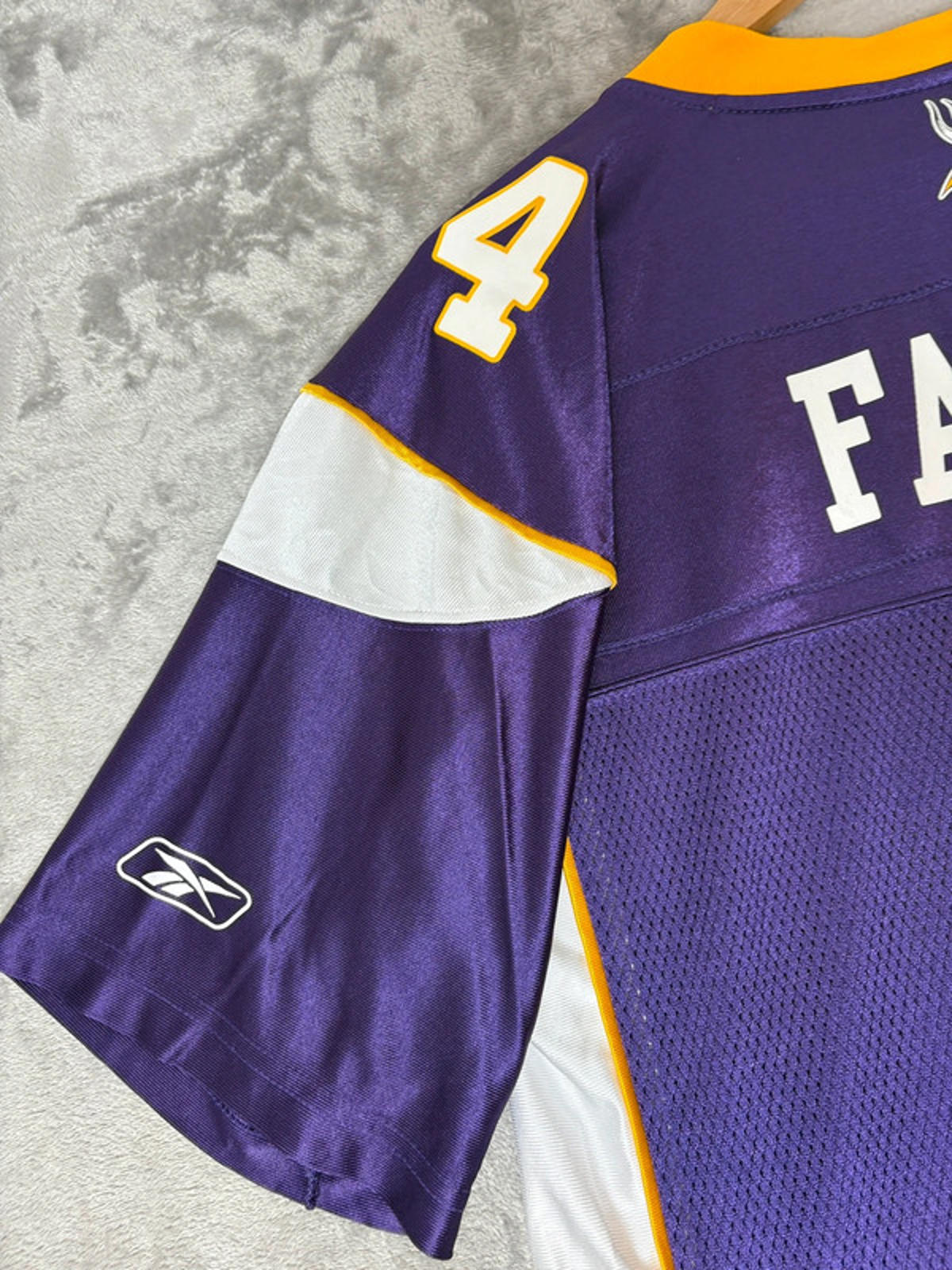 Vintage NFL Brett Favre Vikings Jersey Size M 2009 Reebok On Field Purple