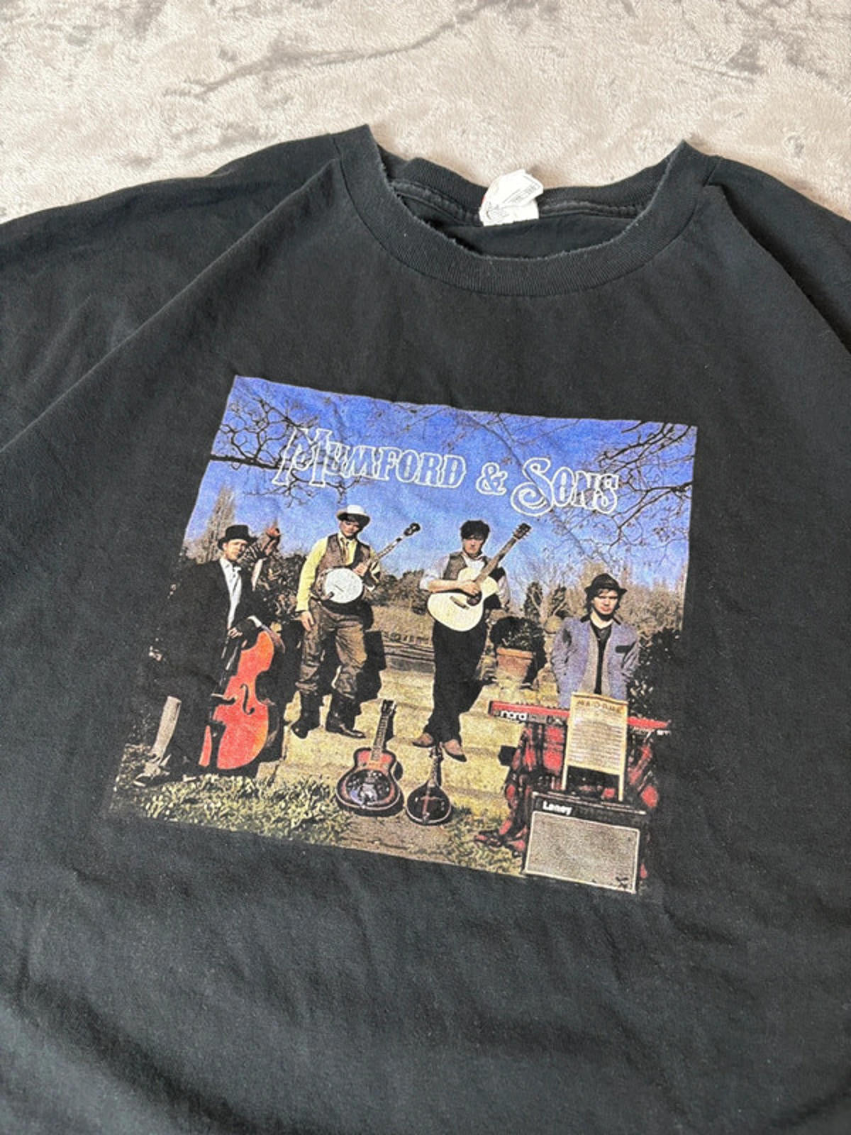 Mumford & Sons Band Graphic T-Shirt (2XL) Men’s Vintage Style AAA Tag