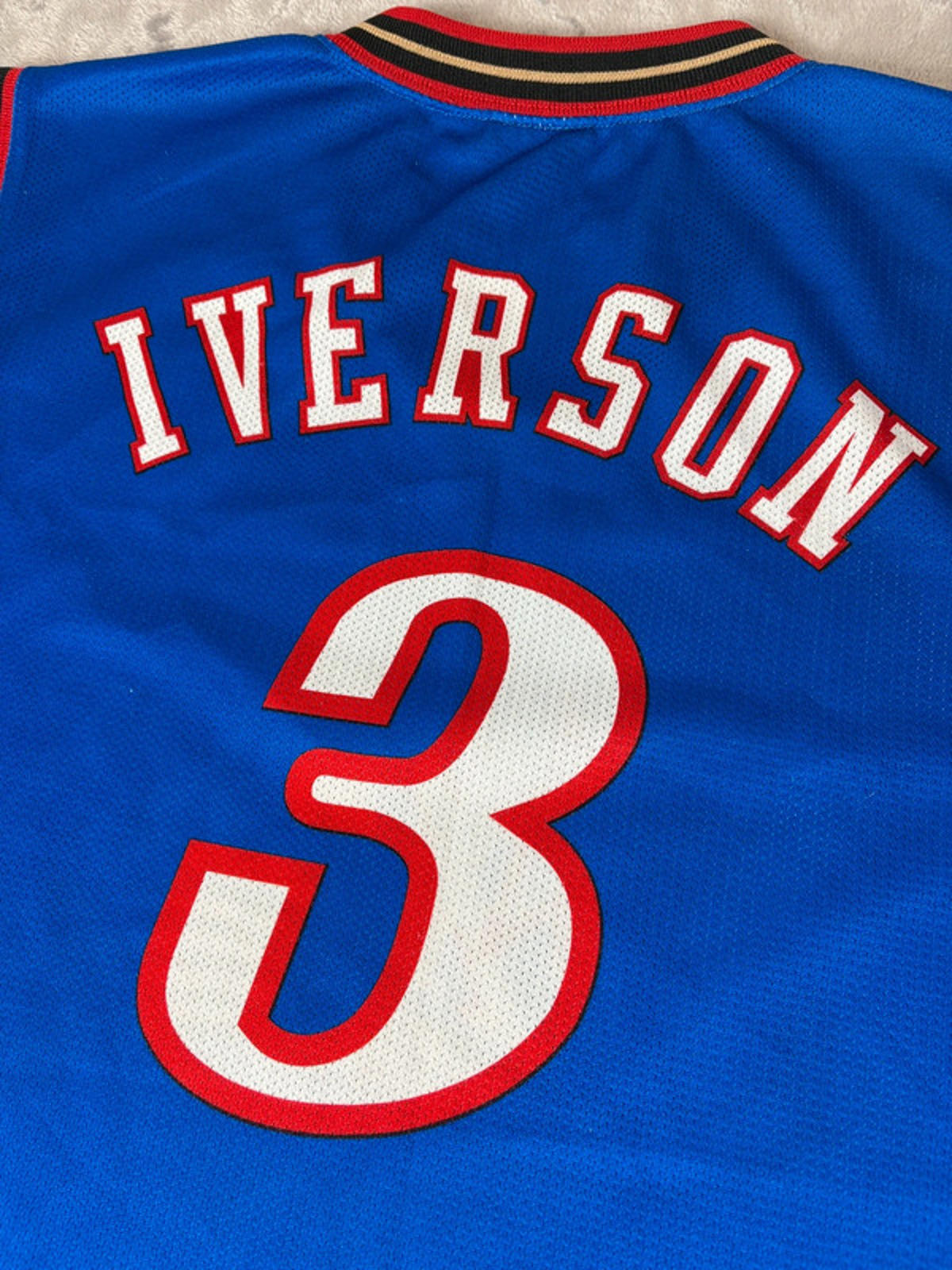Allen Iverson Vintage Champion NBA Jersey 76ers Size Large