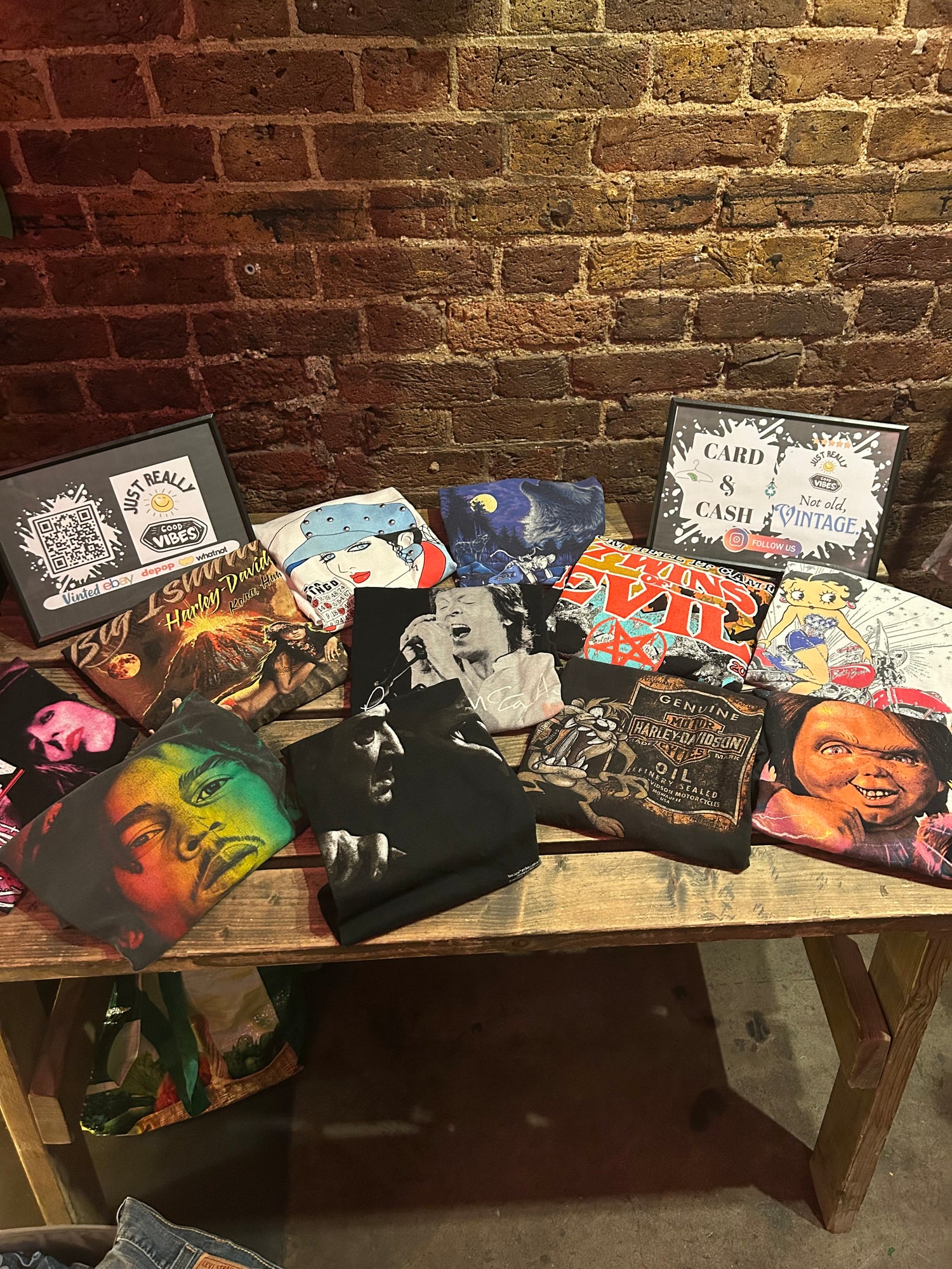 Vintage Tees 90s Early 00’s