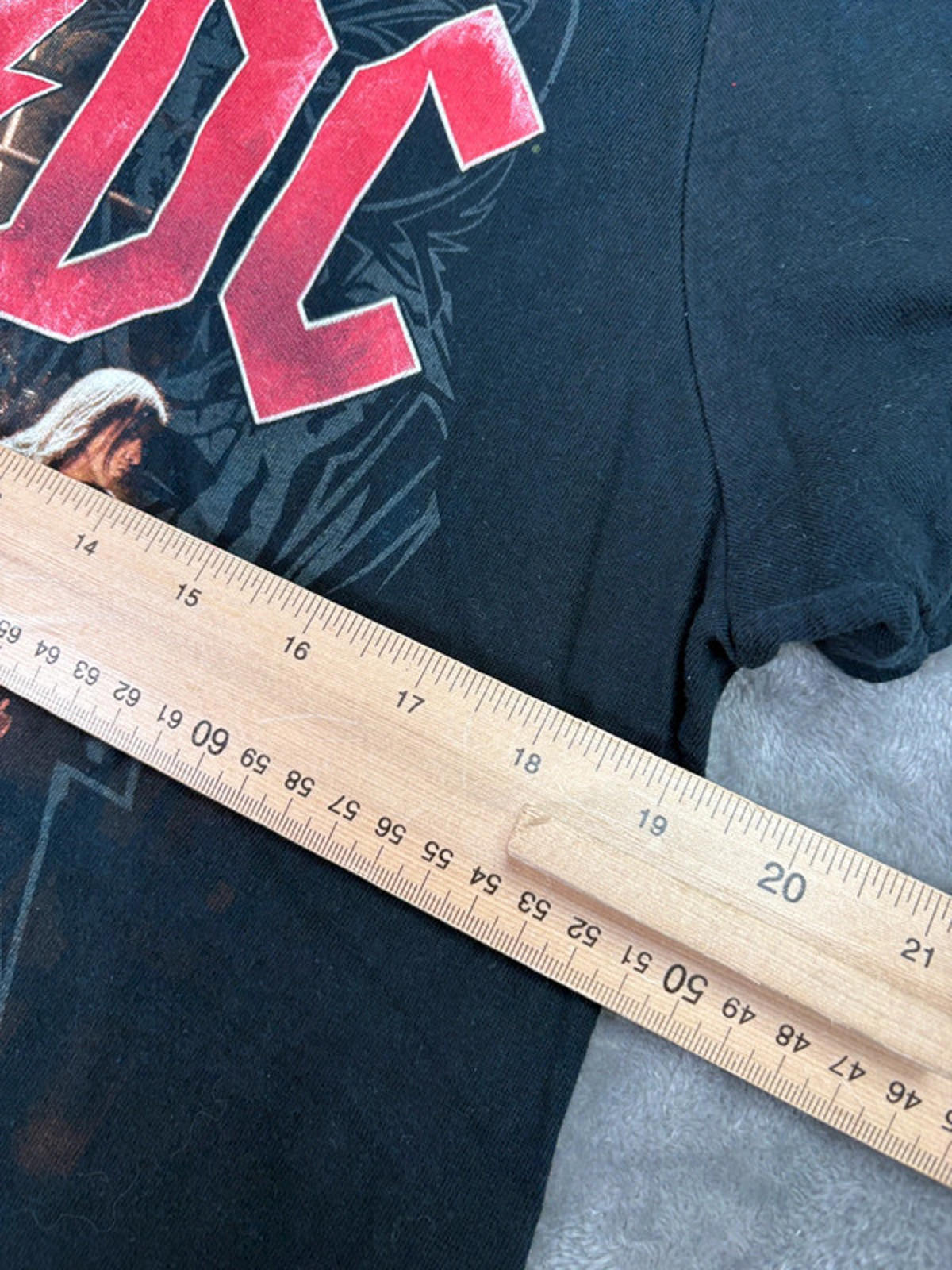 AC/DC Black Ice Tour 2010 Vintage Band T-Shirt Medium Starworld Tag