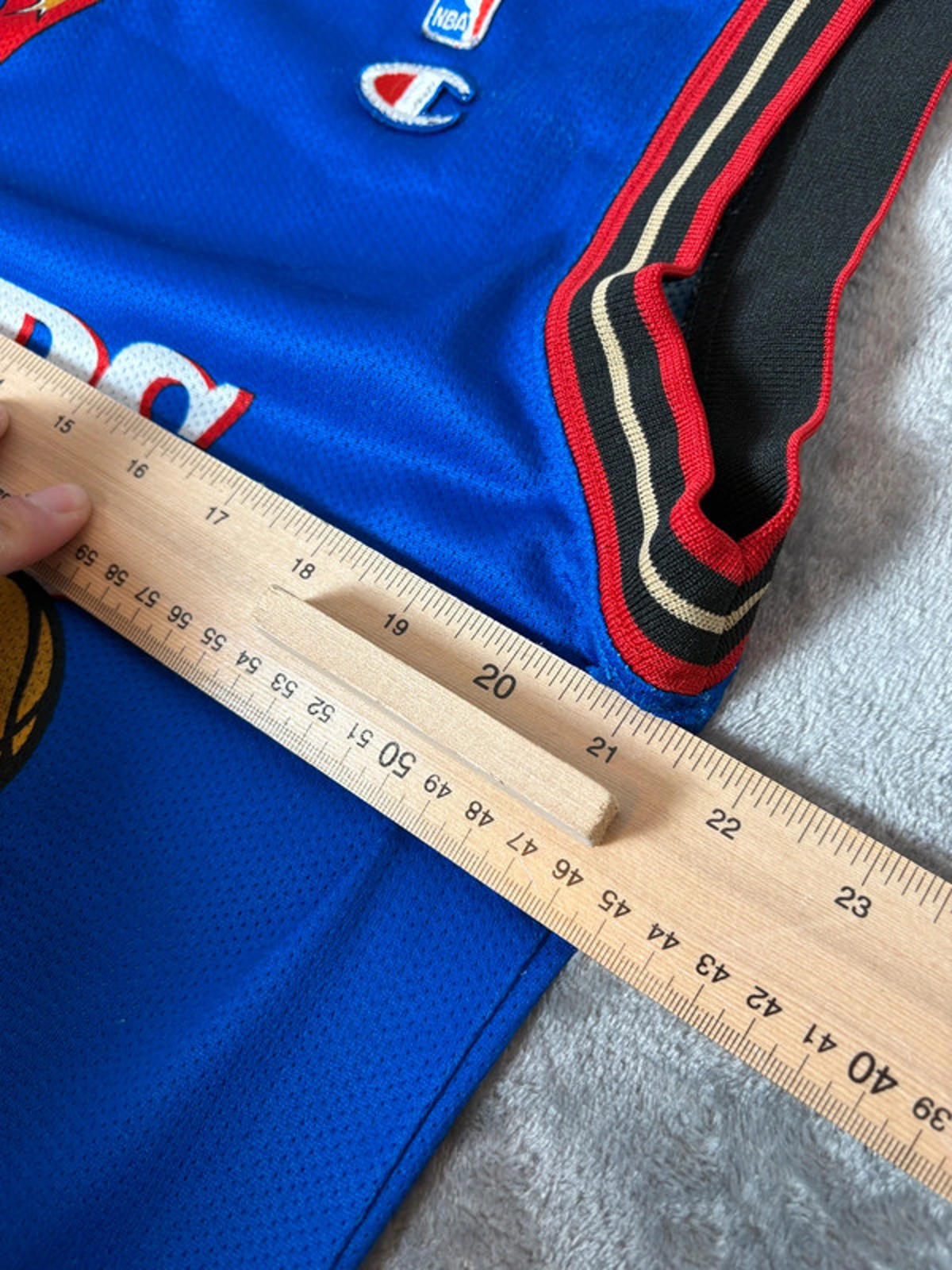 Allen Iverson Vintage Champion NBA Jersey 76ers Size Large